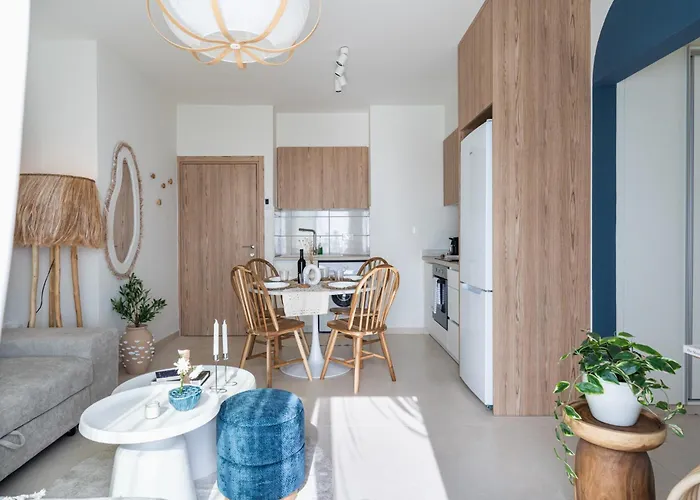 Апартаменты Compass 1-bedroom *